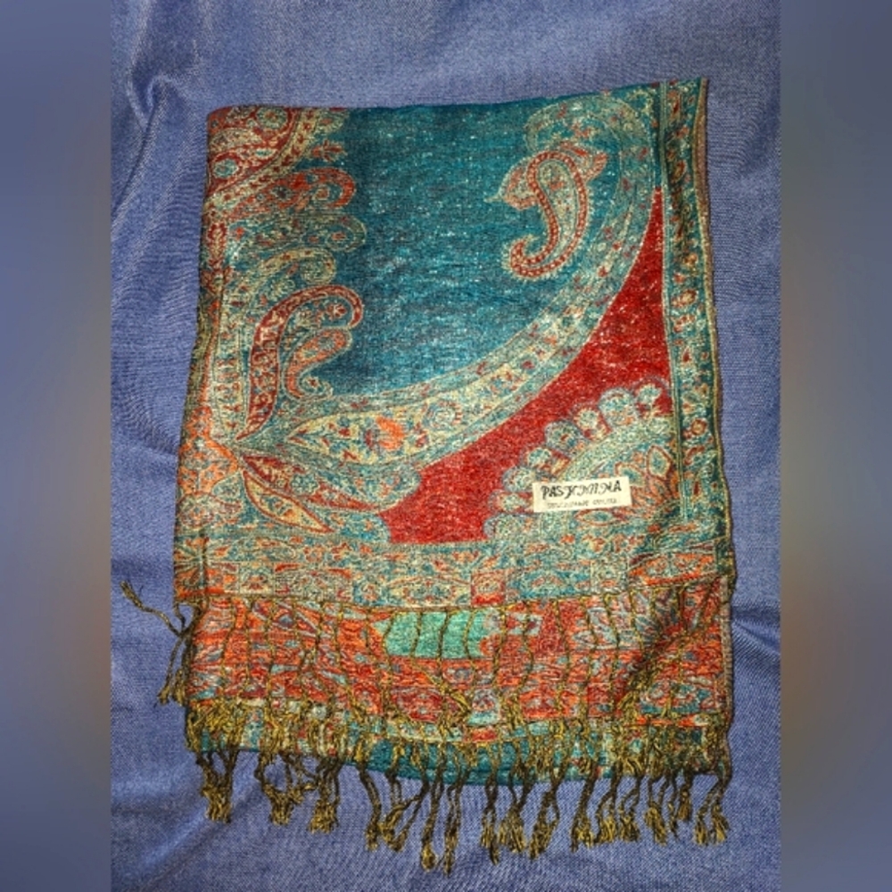 NWOT Pashmina Teal and Red Paisley Scarf